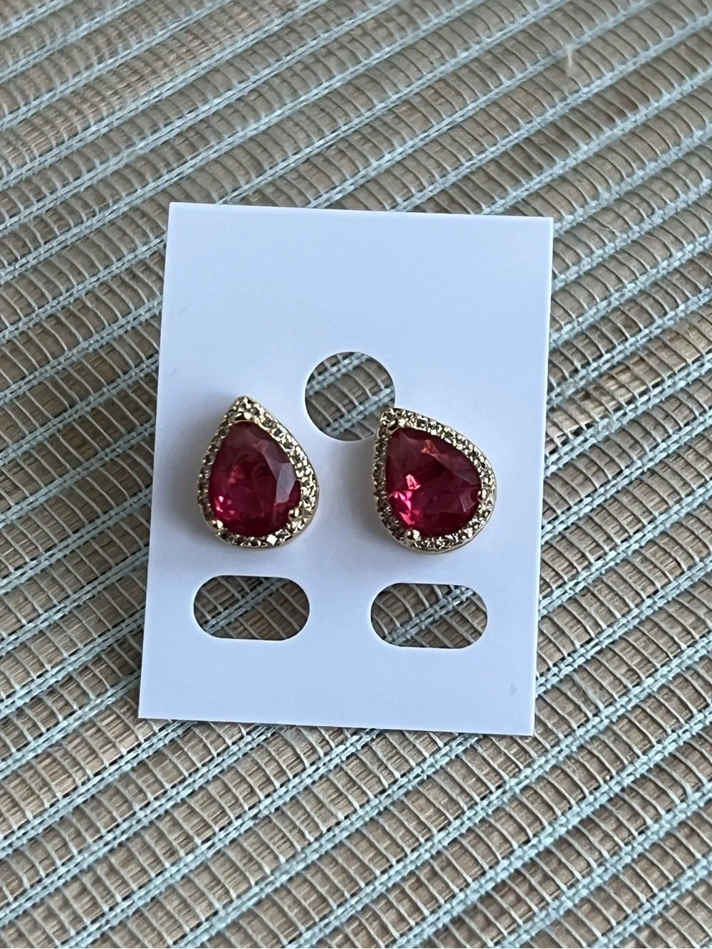 ⭐️- Gold-Trim Teardrop Pink Crystal Stud Earrings